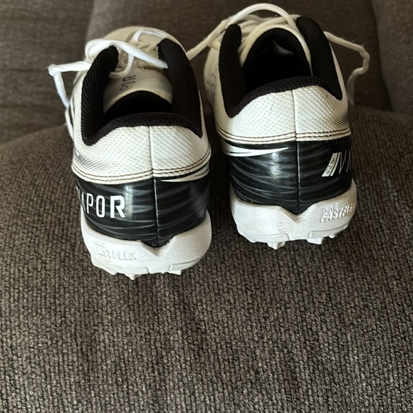 Nike Men's Vapor Edge Shark Football Cleats Size9 Black and White - Picture 6 of 8